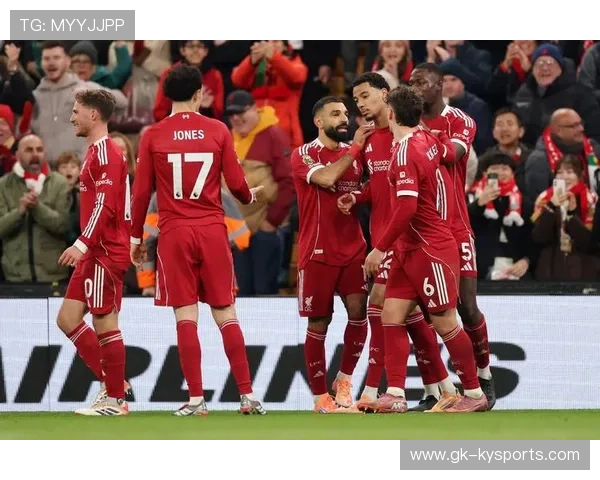 利物浦逆转取胜，重返积分榜榜首，利物浦2-1逆转胜